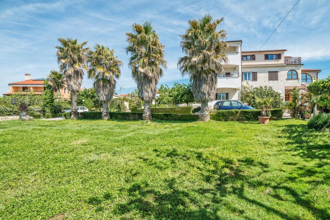Apartments And Rooms Ana Pomer 217 מראה חיצוני תמונה