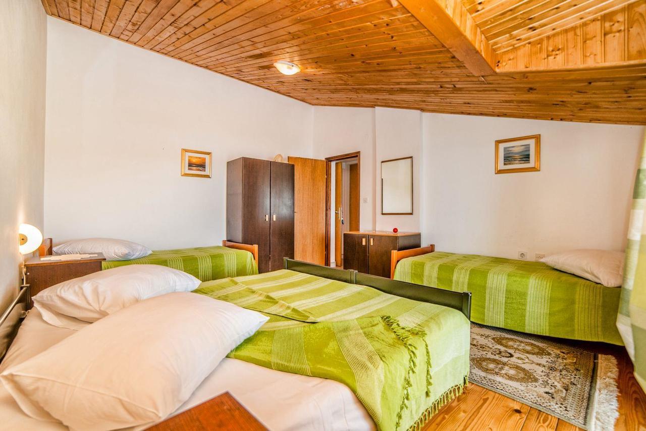 Apartments And Rooms Ana Pomer 217 מראה חיצוני תמונה