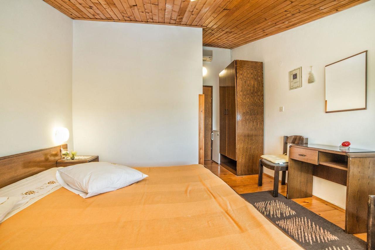 Apartments And Rooms Ana Pomer 217 מראה חיצוני תמונה